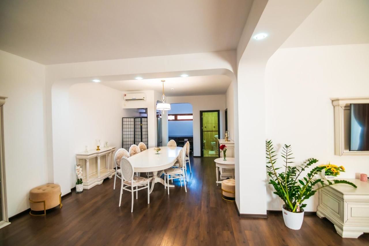 Отель Residence Riverside Галац